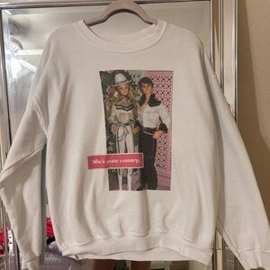 White Graphic Sweatshirt with Country Theme